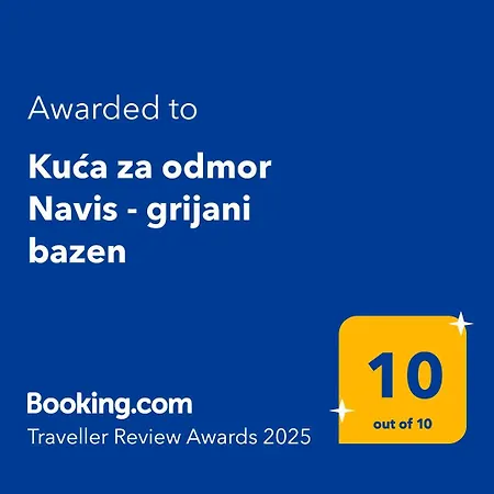 Familiy Navis With Heated Pool