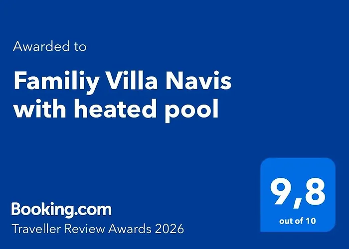Familiy Navis With Heated Pool וילה
